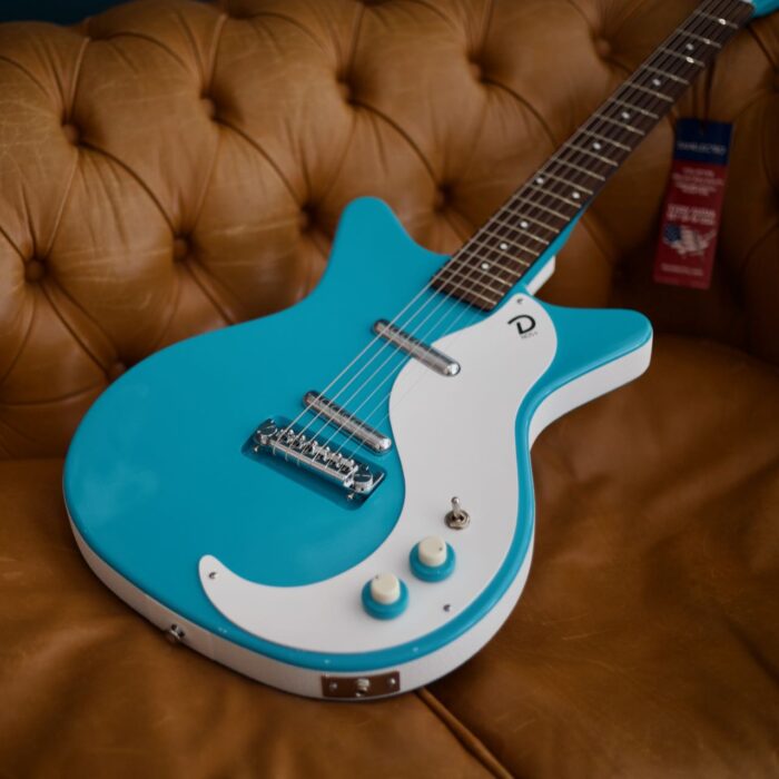 Guitarra DANELECTRO 59M NOS+ DEEP BLUE