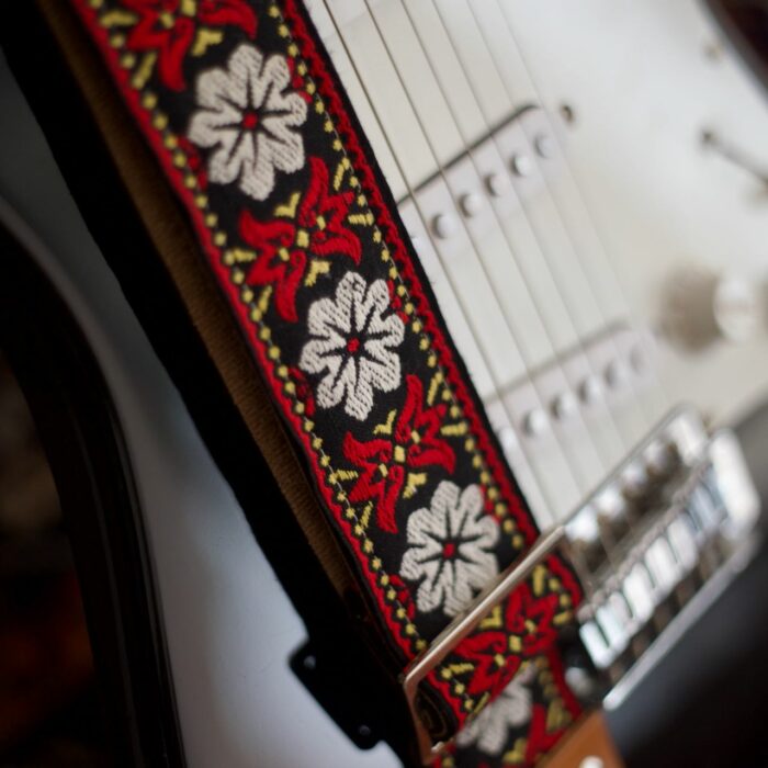 Correa Tom's Vintage Straps White 'Haze'