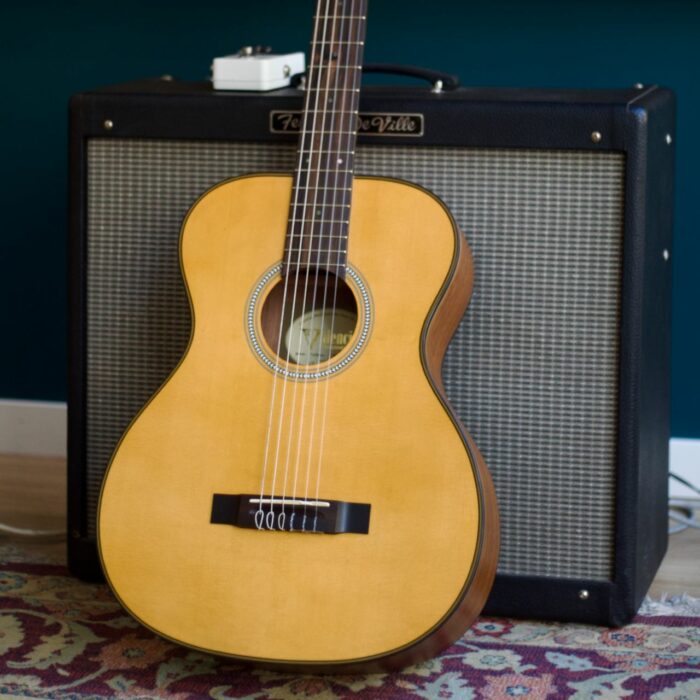 Guitarra Clásica Valencia VA434VNA