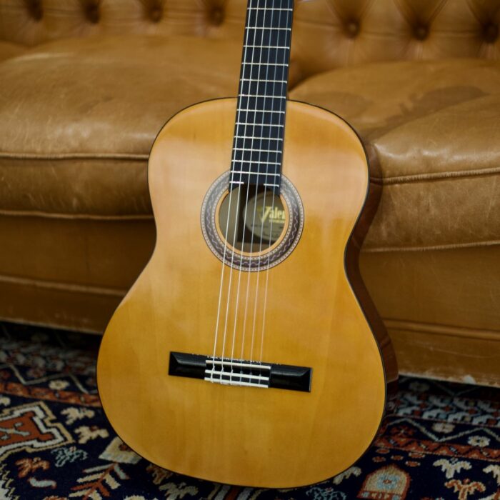Guitarra Clásica Valencia VC104