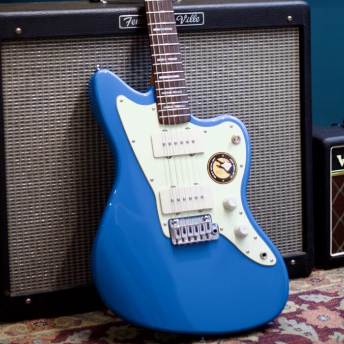 Guitarra Sire Larry Carlton J3 Blue