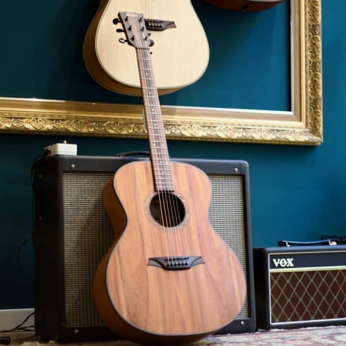 Guitarra Acústica Bromo BAT2M