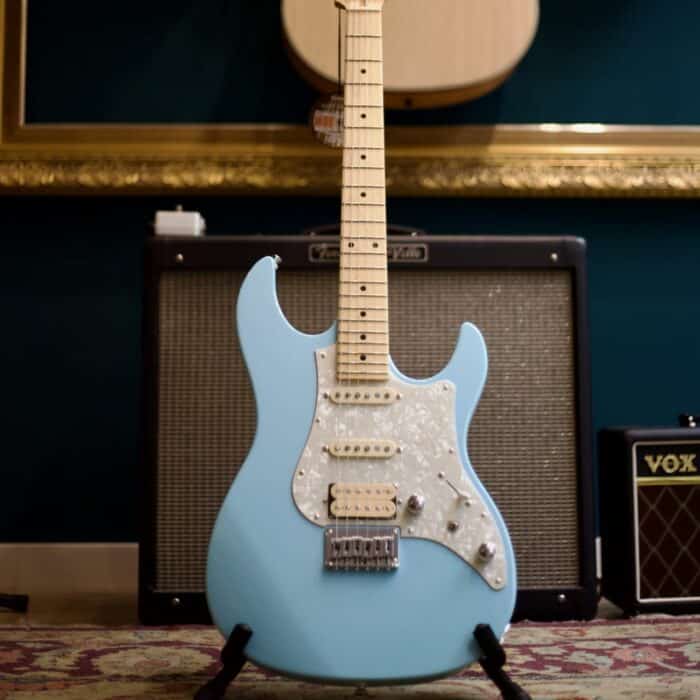 FGN BOS-M MBU - Guitarra eléctrica japonesa Mint Blue