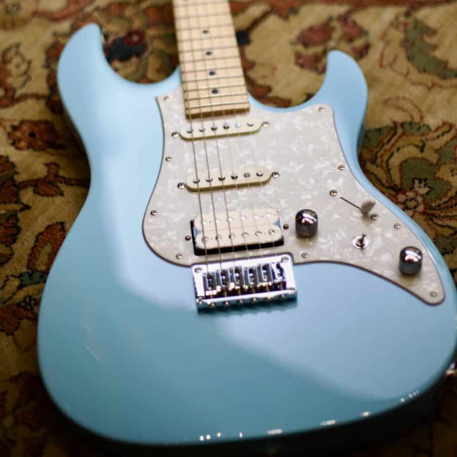 FGN BOS-M MBU - Guitarra Eléctrica Mint Blue Made in Japan - Imagen 7
