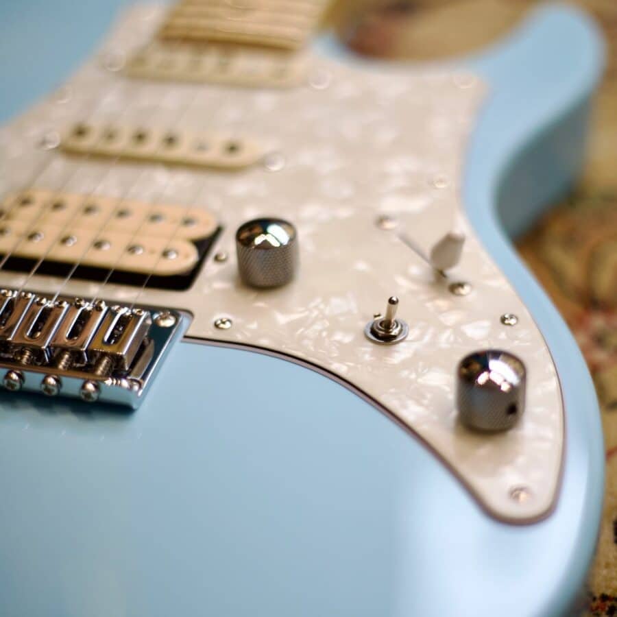 FGN BOS-M MBU - Guitarra Eléctrica Mint Blue Made in Japan - Imagen 5