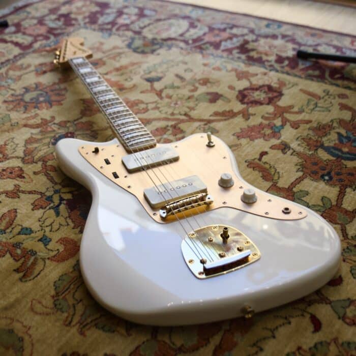 Squier Jazzmaster 40th Anniversary Gold Edition